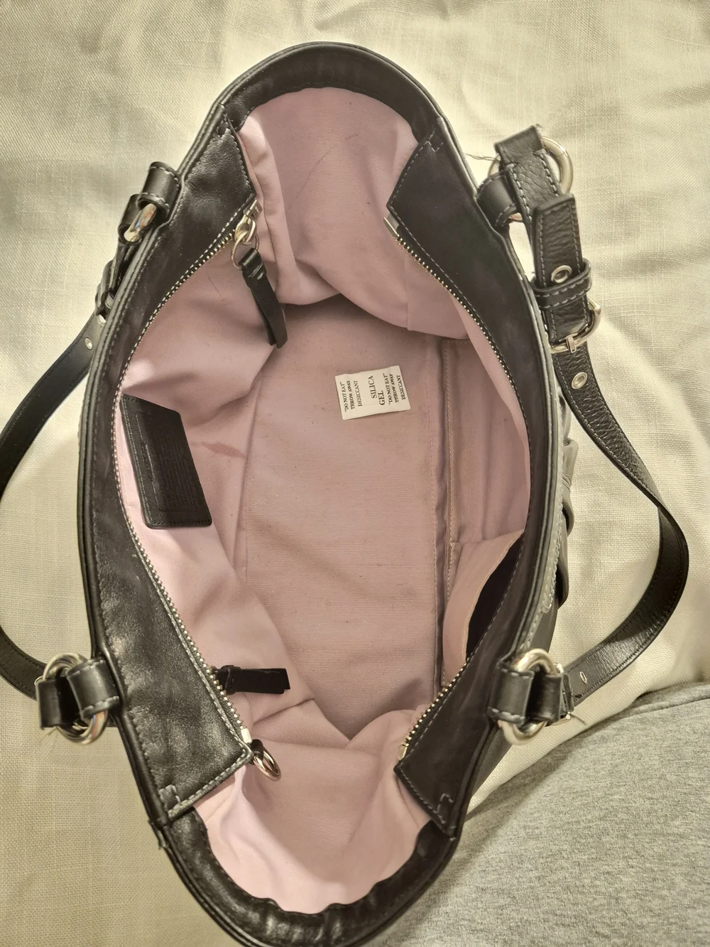 Coach Black Leather Pleated Shoulder Bag - Picture 5 of 7